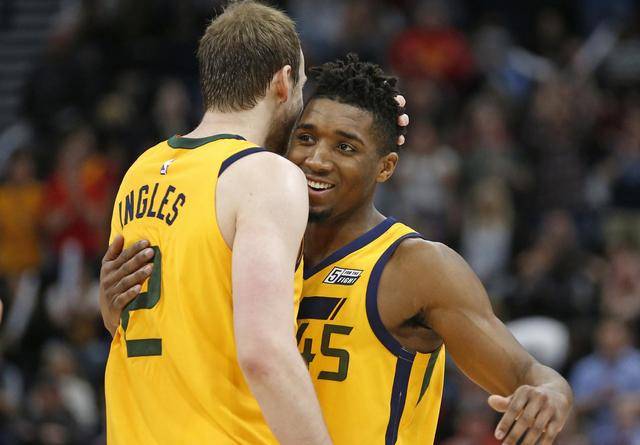 和球迷带来 和球迷带来