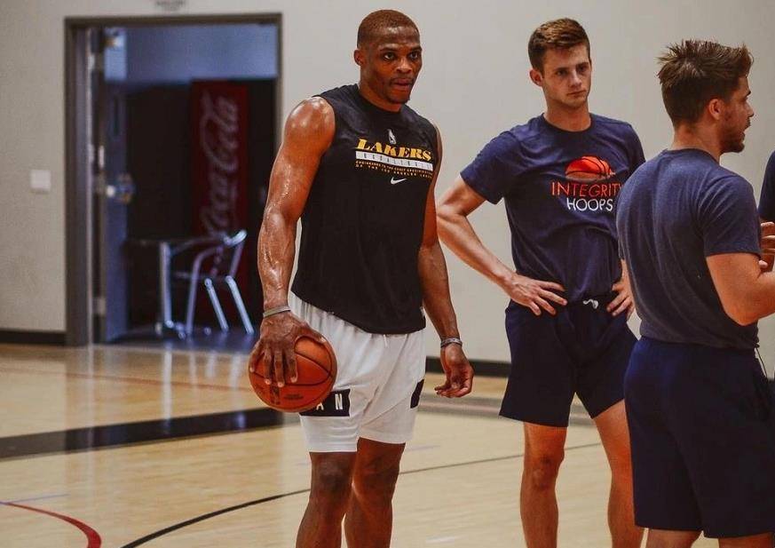 触球不多但 触球不多但