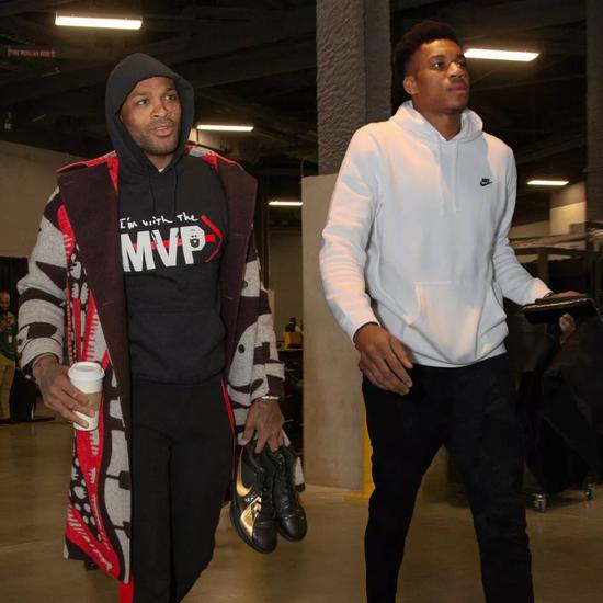 而被迫外移 而被迫外移